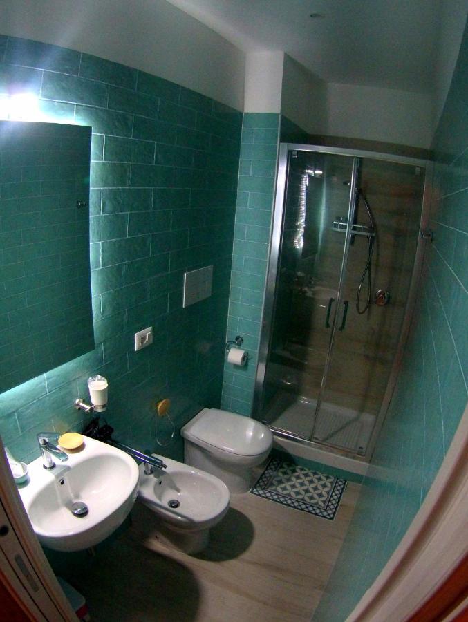 Domus Salerno Apartment ภายนอก รูปภาพ