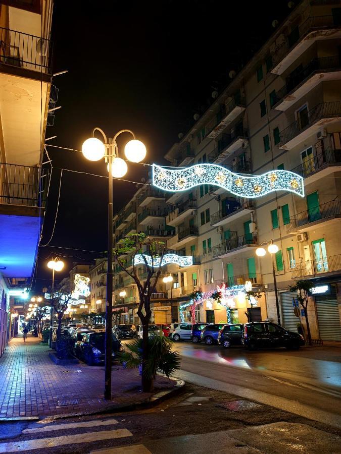 Domus Salerno Apartment ภายนอก รูปภาพ